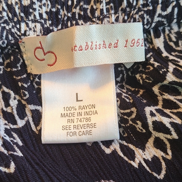 (305) CB Established 1962, Woman's Patterned Skirt, Size: L Color Blue w/ White - Picture 14 of 16